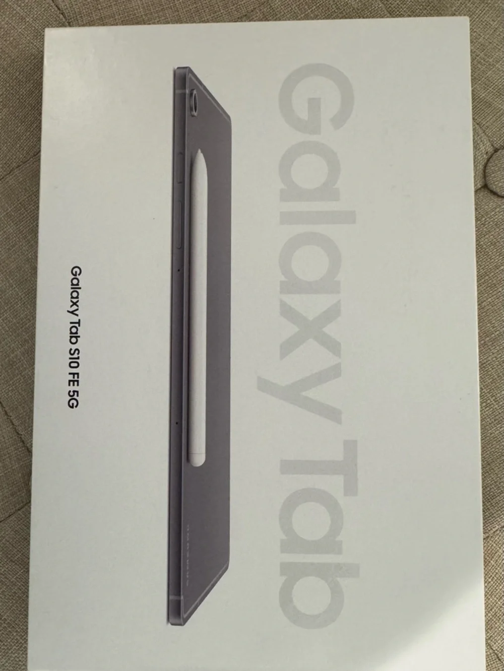 Samsung Galaxy Tab S10 FE 5G in Gray with White S Pen - NEW